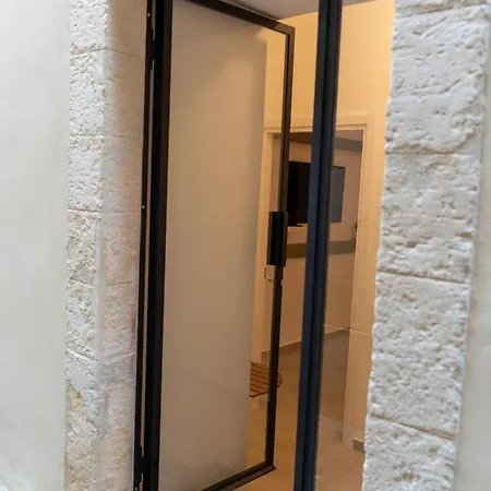 Apartament Domus Juvenilia Noto